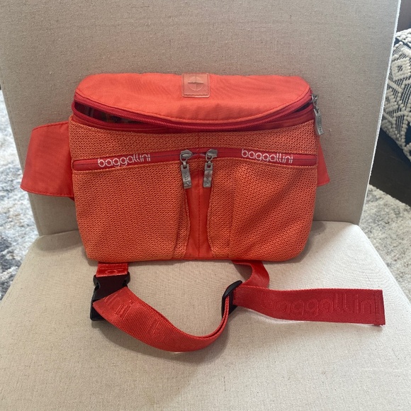 Baggallini Handbags - Baggallini redish orangish fannypack  multicolor Inside Womens Bag